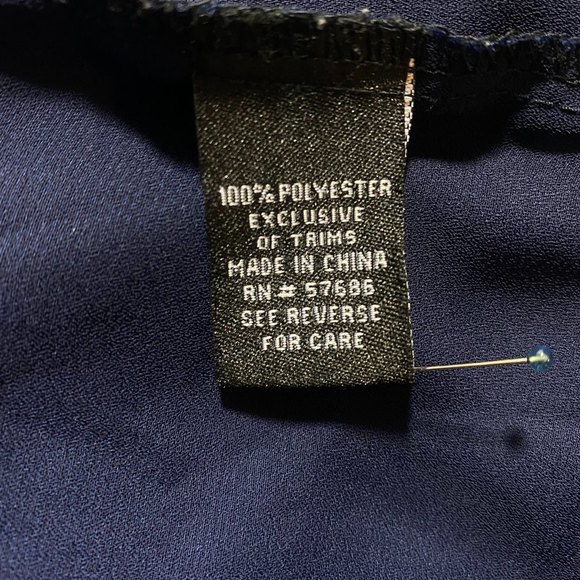 MISS LILI Embroidered Red Floral Velour  Sheer Blouse Size 1X Navy Blue - Picture 7 of 8